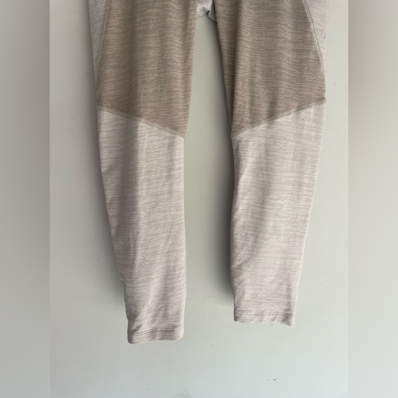 Outdoor voices tech sweat two tone colorblock 7/8 leggings - Picture 6 of 14